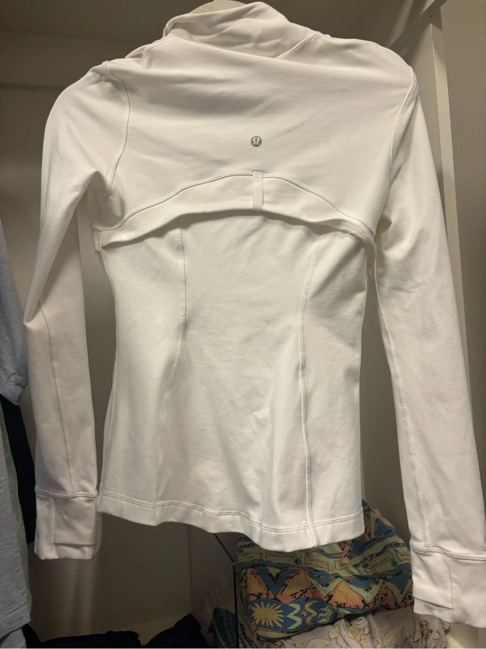 White Lululemon Full-Zip Women’s Jacket - Lightweight Active Layer WORN ONCE